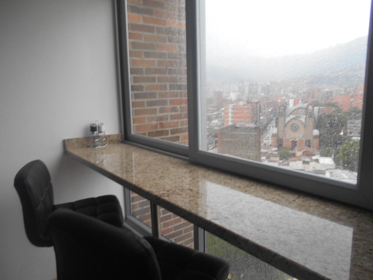 Apartasuites Av Medellín Eksteriør bilde